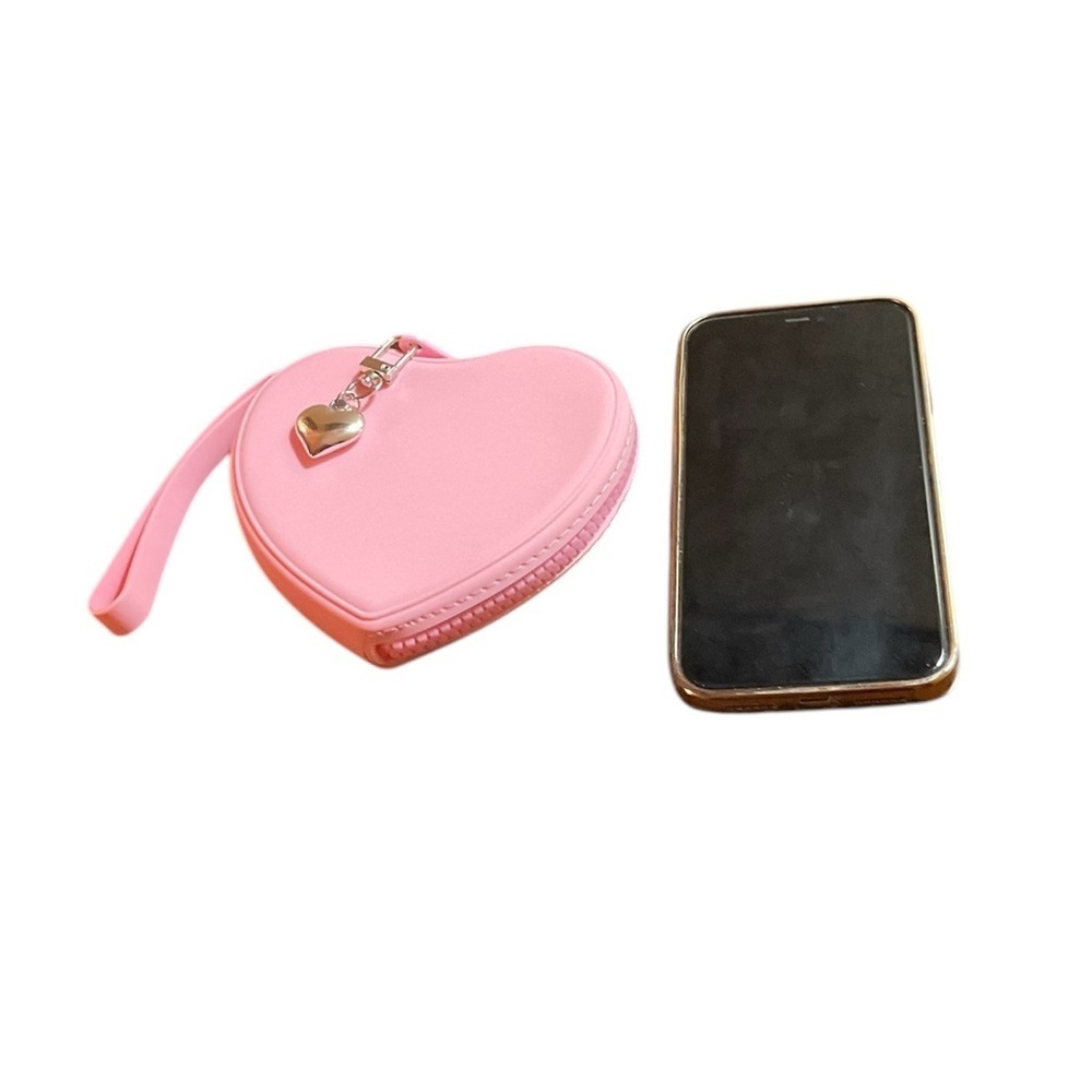 Pink Silicone Heart Wristlet Pouch - Picture 5 of 5